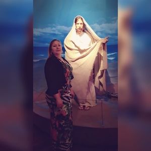 Meet your Posher, Victoria